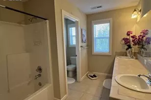 13812 SE Sierra Dr, Clackamas, OR 97015 - Photo 10
