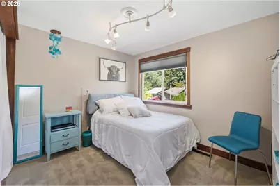 426 Carthage Ave, Eugene, OR 97404 - Photo 26