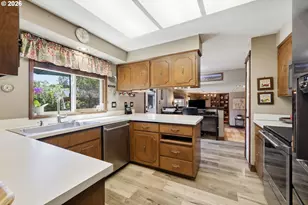 426 Carthage Ave, Eugene, OR 97404 - Photo 10