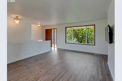 22805 SW Highland Dr, Sherwood, OR 97140 - Photo 4