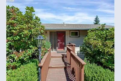 22805 SW Highland Dr, Sherwood, OR 97140 - Photo 2