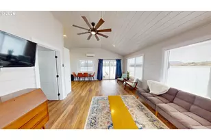 101 N Boat Basin Rd, The Dalles, OR 97058 - Photo 4