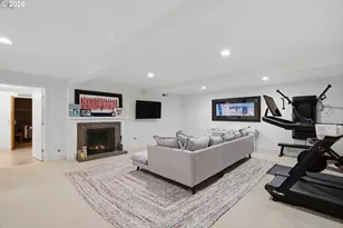 1545 S Mary Failing Ct, Portland, OR 97219 - Photo 36