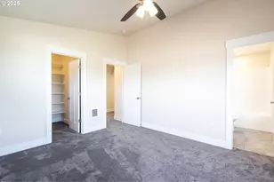 119 E Jersey, Gladstone, OR 97027 - Photo 12