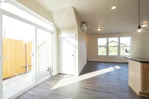 119 E Jersey, Gladstone, OR 97027 - Photo 10
