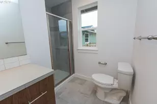 517 Cameo Dr, Hood River, OR 97031 - Photo 20