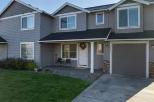 517 Cameo Dr, Hood River, OR 97031 - Photo 1