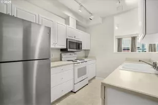 13210 SE 7th St, Vancouver, WA 98683 - Photo 6