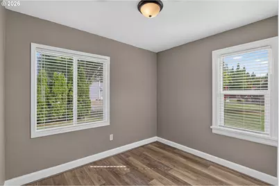 1438 SW 2nd St, McMinnville, OR 97128 - Photo 14