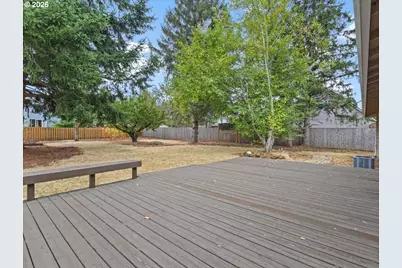 802 SW 15th St, Troutdale, OR 97060 - Photo 24