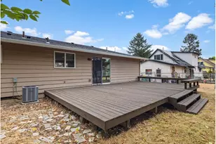802 SW 15th St, Troutdale, OR 97060 - Photo 26