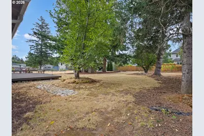 802 SW 15th St, Troutdale, OR 97060 - Photo 34