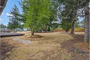 802 SW 15th St, Troutdale, OR 97060 - Photo 34