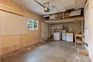 802 SW 15th St, Troutdale, OR 97060 - Photo 36