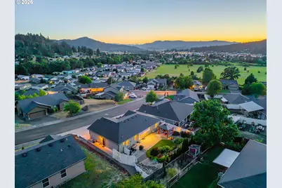 613 Brooks Loop, Sutherlin, OR 97479 - Photo 40