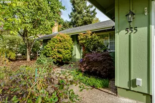 555 Stonegate St, Eugene, OR 97401 - Photo 4