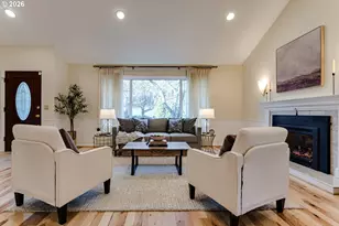 555 Stonegate St, Eugene, OR 97401 - Photo 8