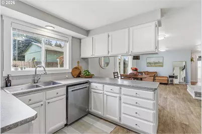 305 Hollyberry St, Woodland, WA 98674 - Photo 12