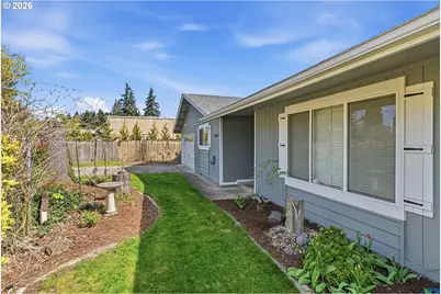 305 Hollyberry St, Woodland, WA 98674 - Photo 4