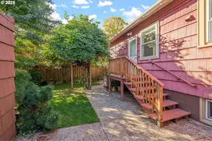 6204 SE 19th Ave, Portland, OR 97202 - Photo 8