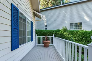 9537 SW Jonathan Ct, Portland, OR 97219 - Photo 40