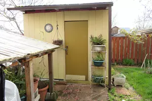 2485 N Holladay St, Cornelius, OR 97113 - Photo 26