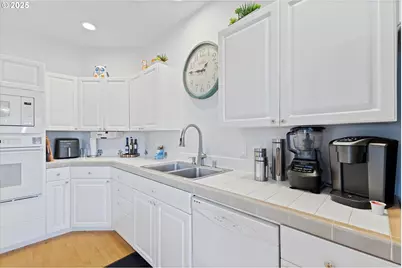 4411 E 15th St, Vancouver, WA 98661 - Photo 12