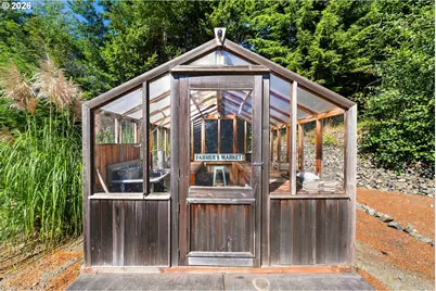 93991 Jensen Ln, North Bend, OR 97459 - Photo 46