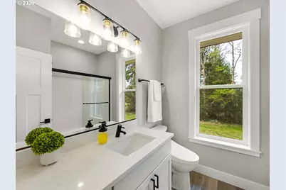 37330 Labiske Ln, Astoria, OR 97103 - Photo 24