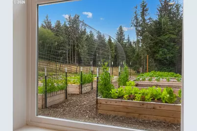 37330 Labiske Ln, Astoria, OR 97103 - Photo 32