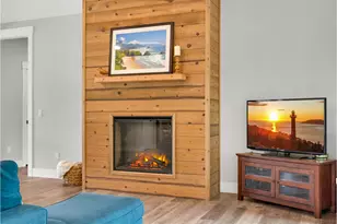 37330 Labiske Ln, Astoria, OR 97103 - Photo 14