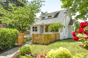 319 S Center St, Oregon City, OR 97045 - Photo 1