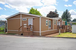 18780 Central Point Rd, Oregon City, OR 97045 - Photo 2