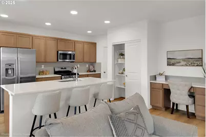 2347 W 10th Ave, Junction City, OR 97448 - Photo 6