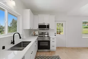 66801 Bishop Creek Rd, Deer Island, OR 97054 - Photo 12