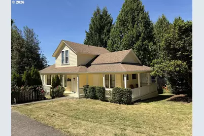 1017 5th St, Oregon City, OR 97045 - Photo 2