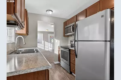 1212 S 7th Ave, Kelso, WA 98626 - Photo 8