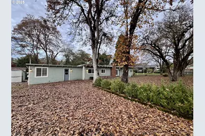 119 Oakbourne Ln, Winchester, OR 97495 - Photo 2