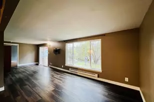 119 Oakbourne Ln, Winchester, OR 97495 - Photo 8