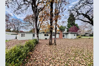 119 Oakbourne Ln, Winchester, OR 97495 - Photo 1