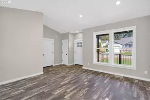 233 E St, Vernonia, OR 97064 - Photo 4