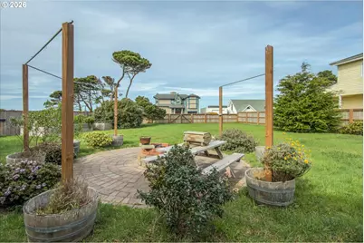 000 Ocean Dr SW, Bandon, OR 97411 - Photo 8