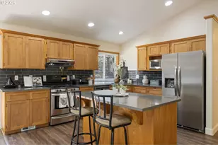 3630 NW 27th Ave, Camas, WA 98607 - Photo 6