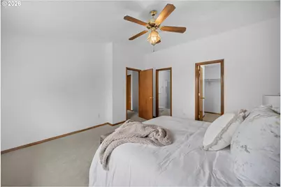 212 Sunset Dr, Newberg, OR 97132 - Photo 22
