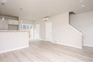 8355 N Newman Ave, Portland, OR 97203 - Photo 10