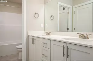 8355 N Newman Ave, Portland, OR 97203 - Photo 26