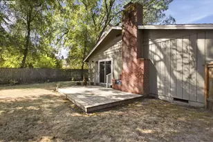 670 NW Connell Ave, Hillsboro, OR 97124 - Photo 24
