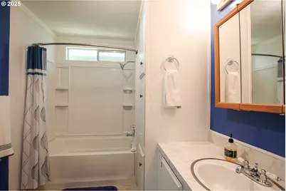 11425 E Mapleton Rd, Mapleton, OR 97453 - Photo 30