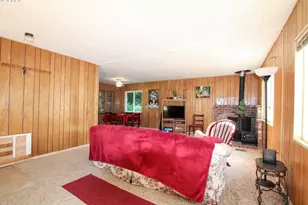 11425 E Mapleton Rd, Mapleton, OR 97453 - Photo 10