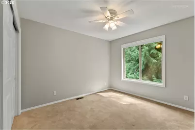 6523 SW Moonshadow Ct, Portland, OR 97223 - Photo 30
